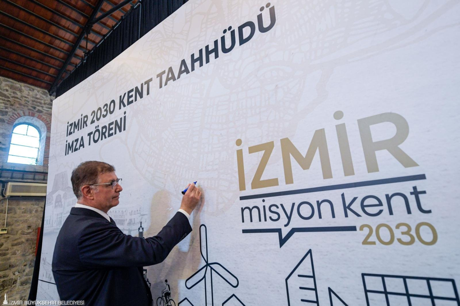 İmzalar İzmir 2030 Kent Taahhüdü için atıldı